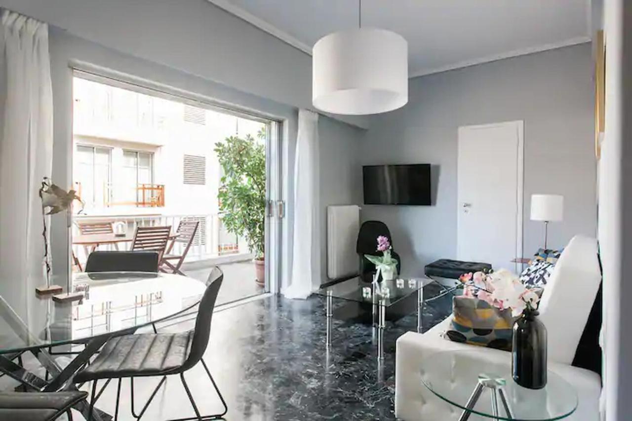Ferienwohnung A Masterpiece In Plaka With Big Balcony And Acropolis View Athen Exterior foto