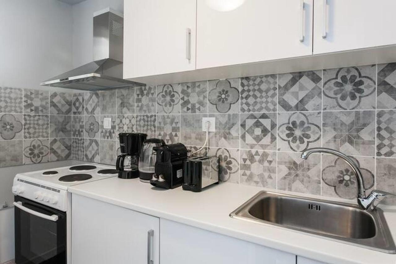 Ferienwohnung A Masterpiece In Plaka With Big Balcony And Acropolis View Athen Exterior foto