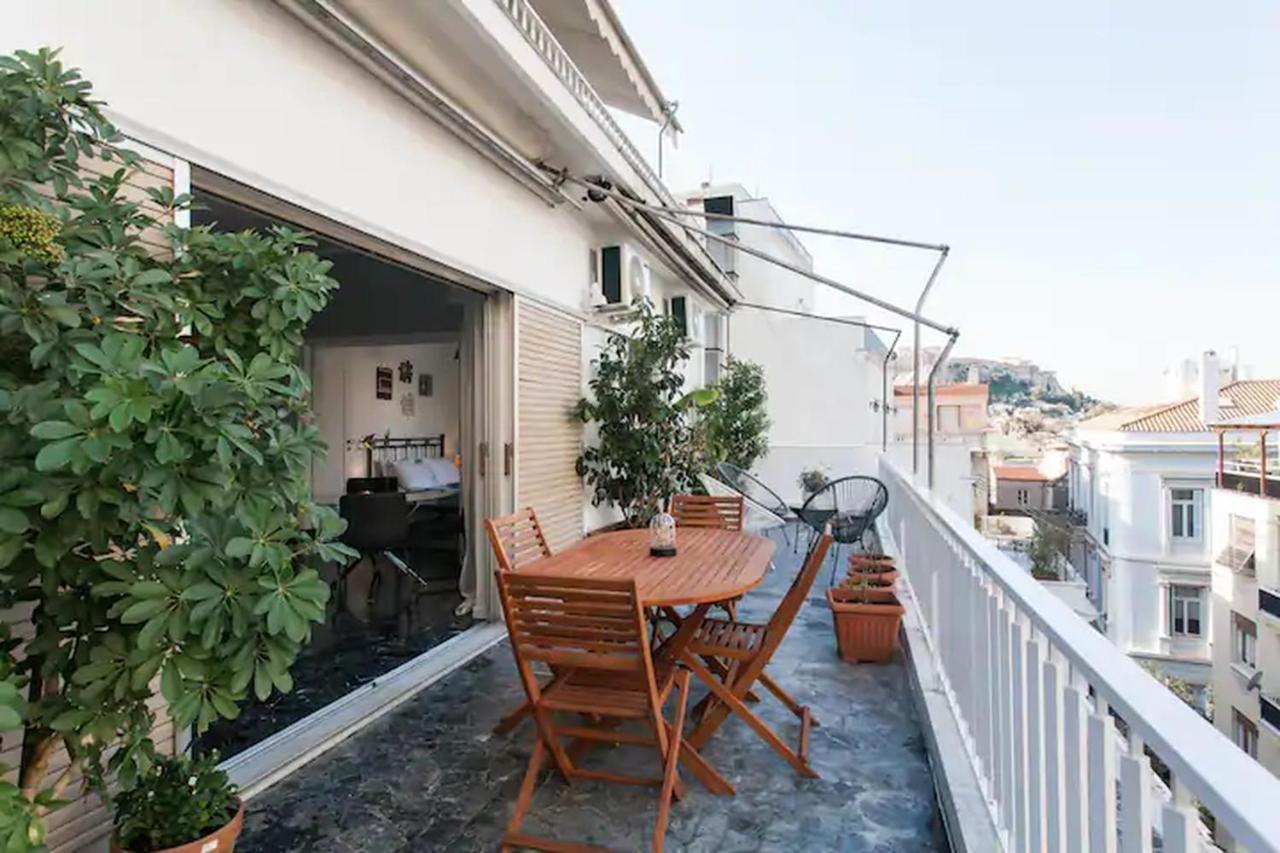 Ferienwohnung A Masterpiece In Plaka With Big Balcony And Acropolis View Athen Exterior foto
